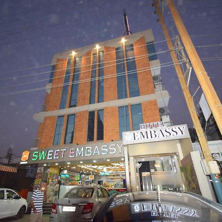 Hotel Embassy Kalol Dış mekan fotoğraf