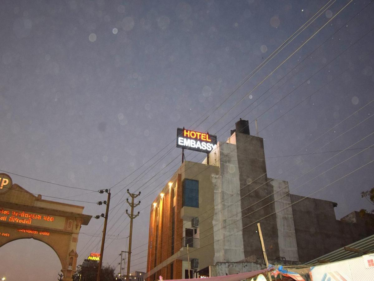 Hotel Embassy Kalol Dış mekan fotoğraf